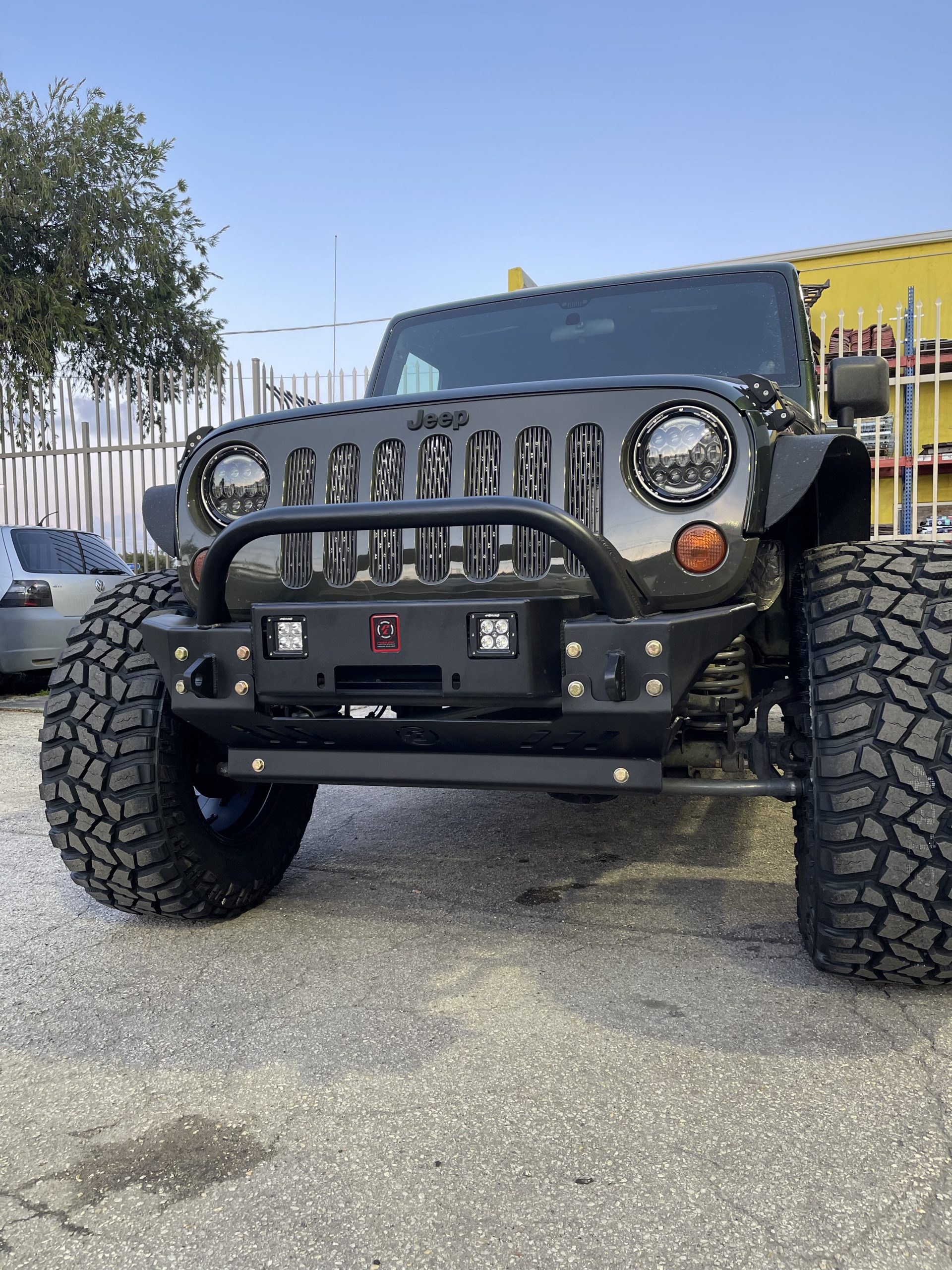 Pro-X Stubby Front Bumper - Jeep JK & JKU | Proline 4WD Equipment | Miami  Florida