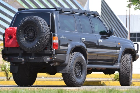 Proline4x4-Banner-750×500-ProductsFooter-LandCruiser80-Rear-Bumper-min